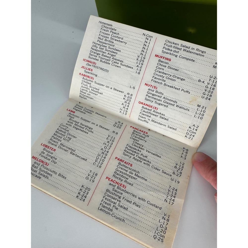 Vintage 1971 Betty Crocker Recipe Card Library COMPLETE 672 Cards Green Box - Picture 6 of 14